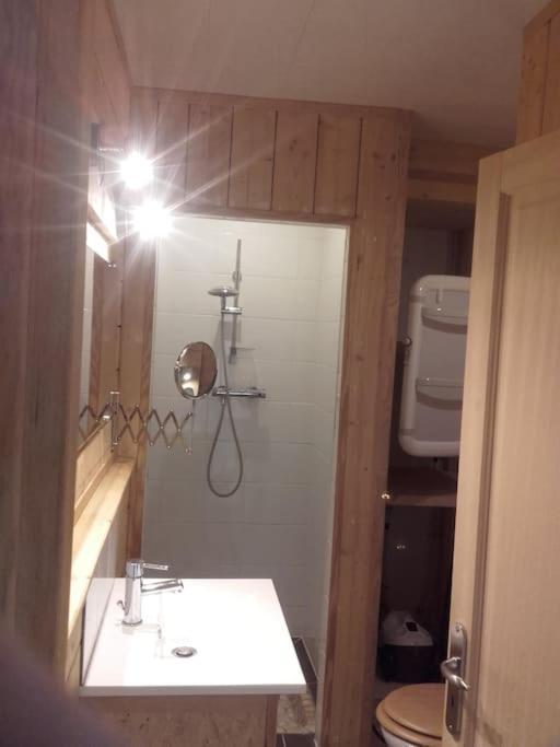 Gite Du Bonheur Grosville Exteriör bild